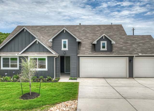 Property at 500 Davis Moutain Dr, Lockhart, TX 78644, 4 beds, 2 baths