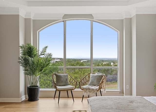Property at 152 Hucks Hideaway, Dripping Springs, TX 78620, 5 beds, 3.5 baths