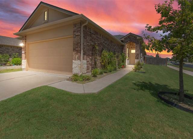 Property at 1400 Fairhaven Gtwy, Georgetown, TX 78626, 4 beds, 2 baths