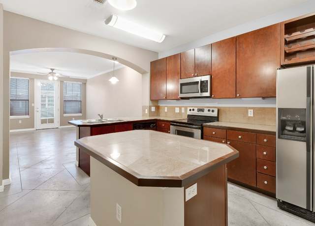 Property at 2505 San Gabriel St #212, Austin, TX 78705, 2 beds, 2 baths