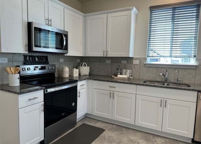 Property at 3111 Red Columbine St, New Braunfels, TX 78130, 4 beds, 2 baths