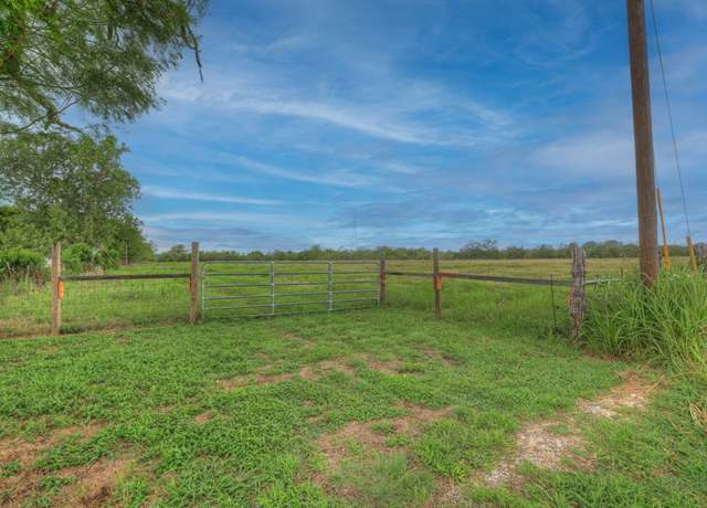 Property at 0000 Schubert Ln, Niederwald, TX 78640