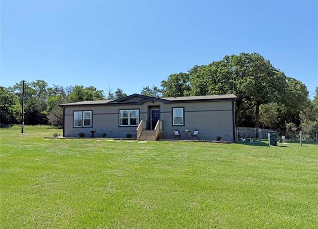 Property at 5999 County Road 326, Lexington, TX 78947, 3 beds, 2 baths