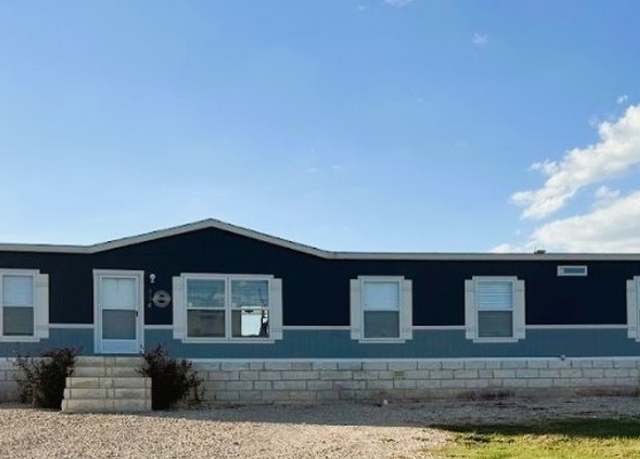 Property at 114 Pineapple Sage Cv, Dale, TX 78616, 5 beds, 2 baths