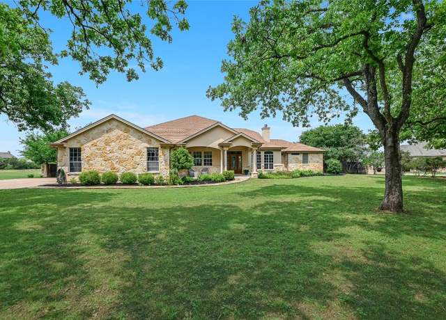 Property at 112 Oak Plaza Dr, Georgetown, TX 78628, 4 beds, 3 baths