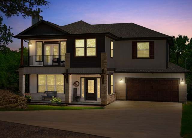 Property at 127 Diamond Head Dr, Bastrop, TX 78602, 3 beds, 2.5 baths