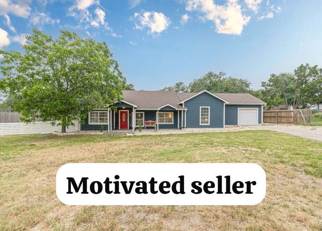 Property at 560 Persimmon Pass, Fischer, TX 78623, 4 beds, 3 baths