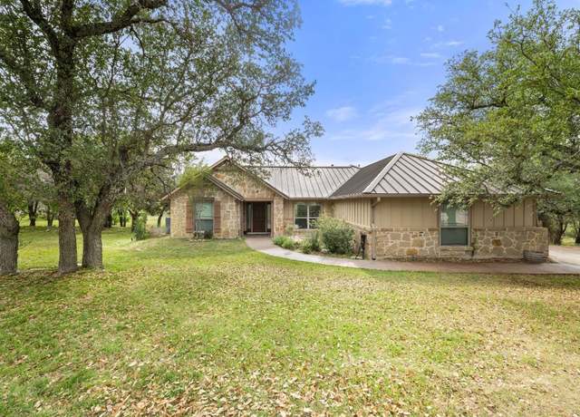 Property at 215 Maverick Cir, Horseshoe Bay, TX 78657, 3 beds, 2 baths