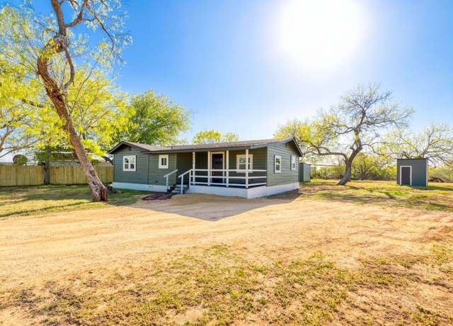Property at 4904 Fm 2984, Luling, TX 78648, 3 beds, 1 bath