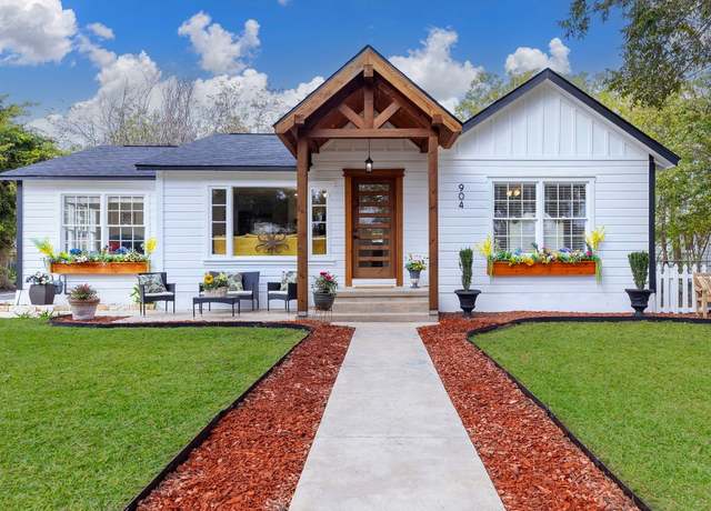 Property at 904 Fisher St, Taylor, TX 76574, 3 beds, 2 baths