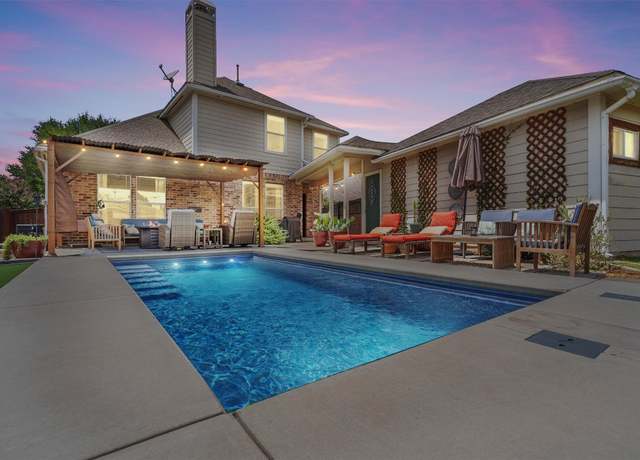 Property at 11513 Shadow Creek Dr, Manor, TX 78653, 4 beds, 2.5 baths