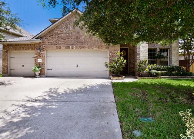 Property at 624 Purtis Creek Ln, Georgetown, TX 78628, 4 beds, 3.5 baths