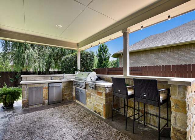 Property at 624 Purtis Creek Ln, Georgetown, TX 78628, 4 beds, 3.5 baths