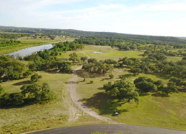 Property at 317 River Cliff Pl, Spring Branch, TX 78070