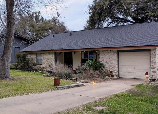 Property at 902 Austin Highlands Blvd, Austin, TX 78745, 3 beds, 2 baths