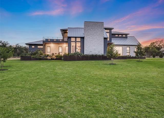 Property at 254 Flat Creek Trl, Wimberley, TX 78676, 4 beds, 4.5 baths