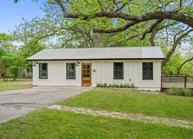 Property at 2410 Flite Acres Rd, Wimberley, TX 78676, 1 bed, 1 bath
