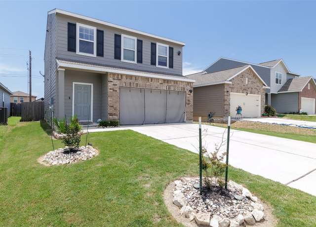 Property at 301 Wonderful Life Way, Jarrell, TX 76537, 3 beds, 2.5 baths