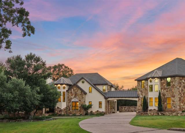 Property at 1207 Little Bear Rd, Buda, TX 78610, 6 beds, 5.5 baths