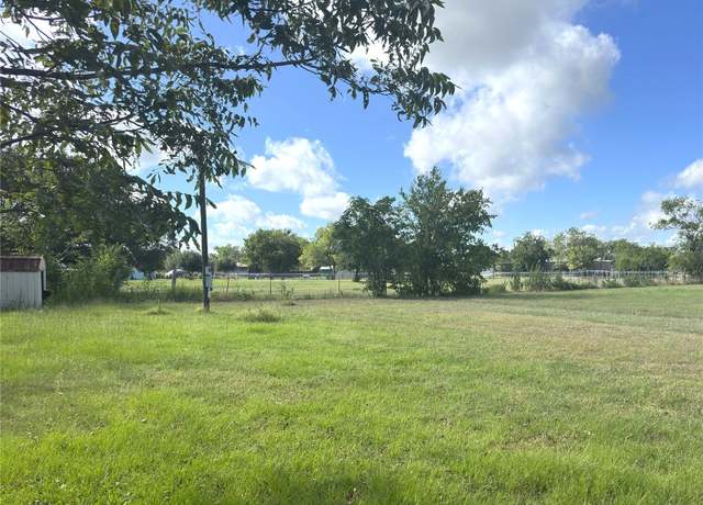 Property at 1112 Old Nails Creek Rd, Giddings, TX 78942