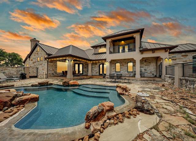 Property at 1073 Las Brisas Dr, Canyon Lake, TX 78133, 3 beds, 3.5 baths