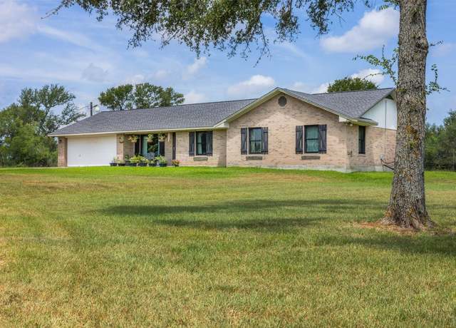 Property at 3278 County Road 205, Giddings, TX 78942, 4 beds, 2 baths