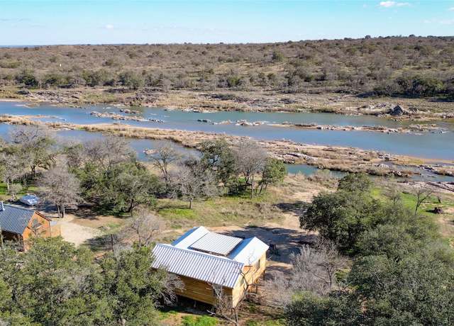 Property at 103 E Indian Bend Rd, Llano, TX 78643, 1 bed, 1 bath