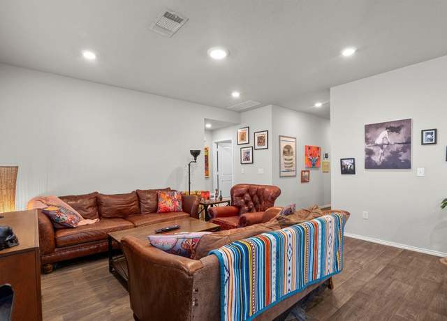 Property at 12701 Brahmin Dr, Austin, TX 78724, 3 beds, 2 baths