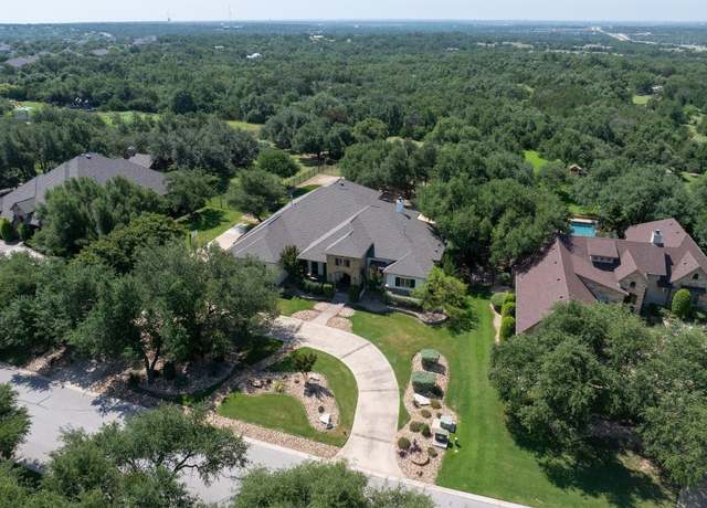Property at 2908 Vista Heights Dr, Leander, TX 78641, 4 beds, 4.5 baths