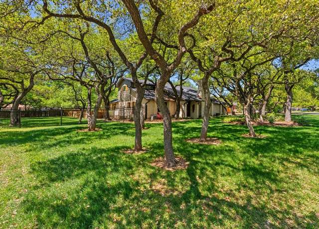 Property at 2906 Quail Run Dr, Round Rock, TX 78681, 5 beds, 2.5 baths