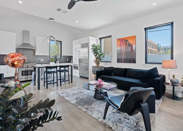 Property at 308 Onion St, Austin, TX 78702, 2 beds, 2 baths