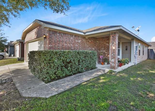 Property at 7608 Cayenne Ln, Austin, TX 78741, 3 beds, 2 baths