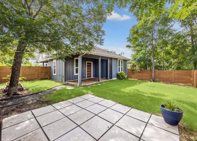 Property at 1300 Walnut Ave Unit A, Austin, TX 78702, 2 beds, 2 baths