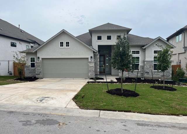 Property at 6320 Alamosa Clearing Dr, Austin, TX 78738, 3 beds, 2.5 baths