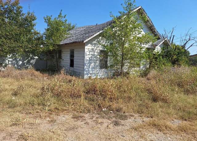 Property at 200 N Love Dr, Florence, TX 76527