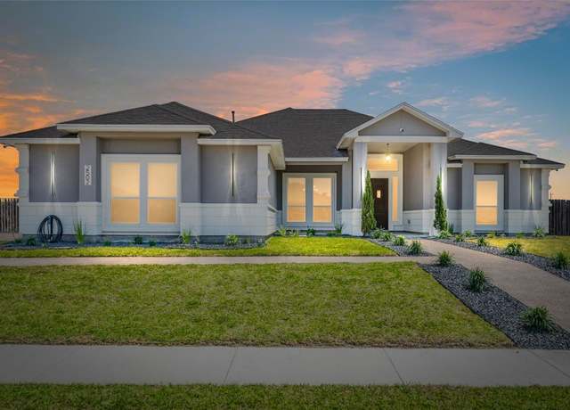 Property at 2502 Pacific Vw, Corpus Christi, TX 78415, 4 beds, 3.5 baths