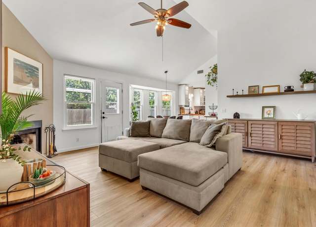 Property at 206 Quail Cir, Hutto, TX 78634, 3 beds, 2 baths