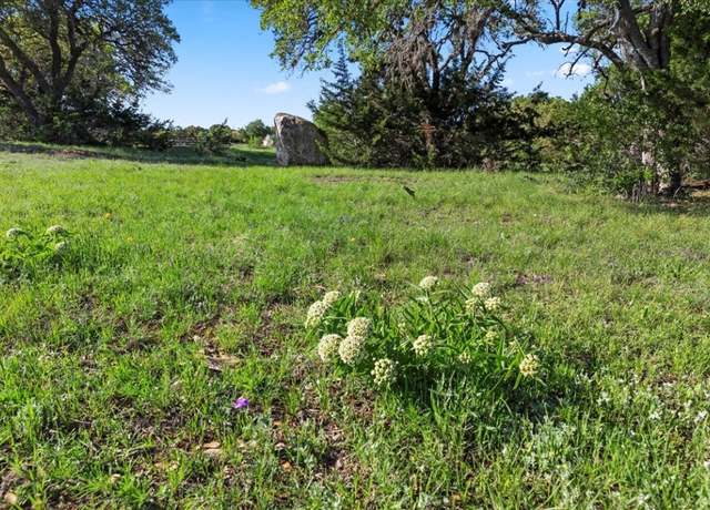 Property at 327 S Calvin Barrett, Blanco, TX 78606