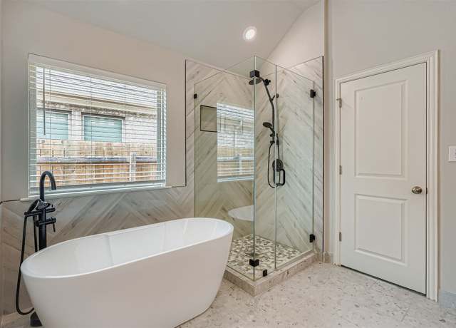 Property at 603 Stonewood Ln, Buda, TX 78610, 3 beds, 2.5 baths