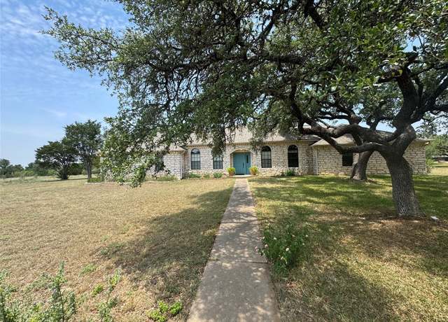 Property at 4006 Spanish Oak Ln, Dripping Springs, TX 78620, 3 beds, 2 baths