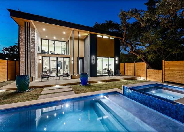 Property at 2423 S 5th St, Austin, TX 78704, 4 beds, 3.5 baths