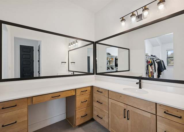 Property at 132 Mataro Cv, Dripping Springs, TX 78620, 4 beds, 3.5 baths