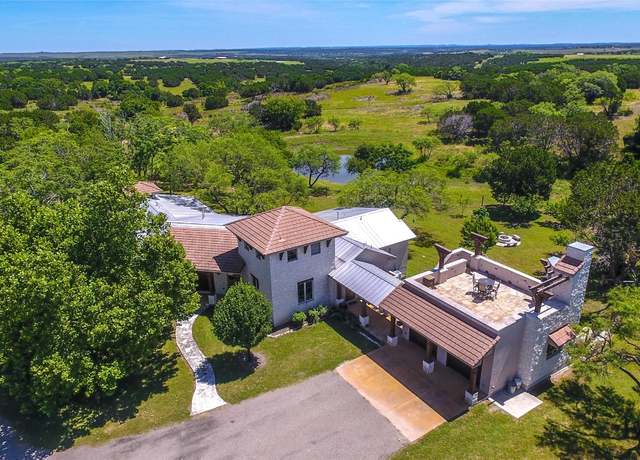 Property at 2940 County Road 203, Burnet, TX 78611, 4 beds, 3.5 baths