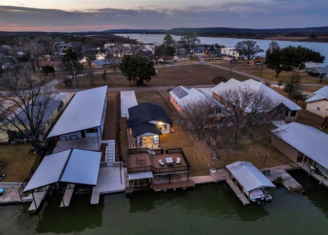 Property at 318 Park Ln, Sunrise Beach, TX 78643, 3 beds, 2 baths