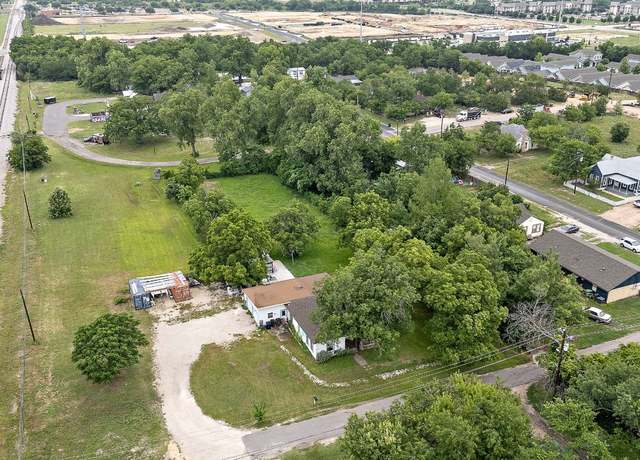 Property at 103 E Willis St, Leander, TX 78641, 3 beds, 1 bath