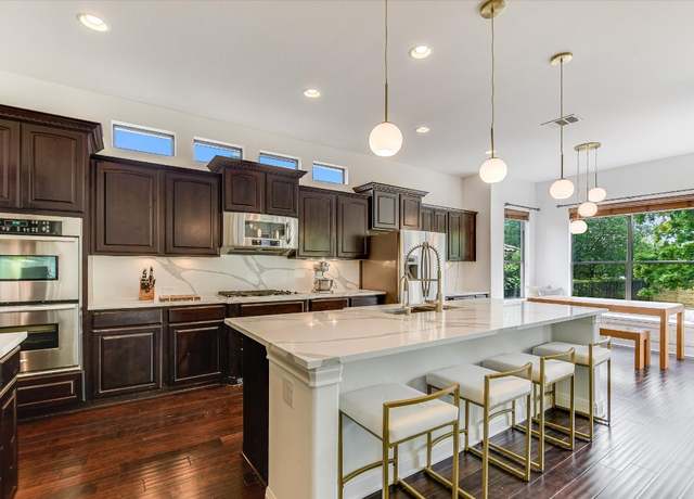 Property at 107 Desert Forest Ct, Lakeway, TX 78738, 3 beds, 4 baths