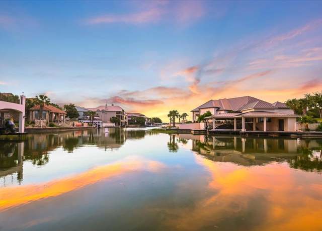 Property at 116 Wennmohs Pl, Horseshoe Bay, TX 78657, 7 beds, 8.5 baths