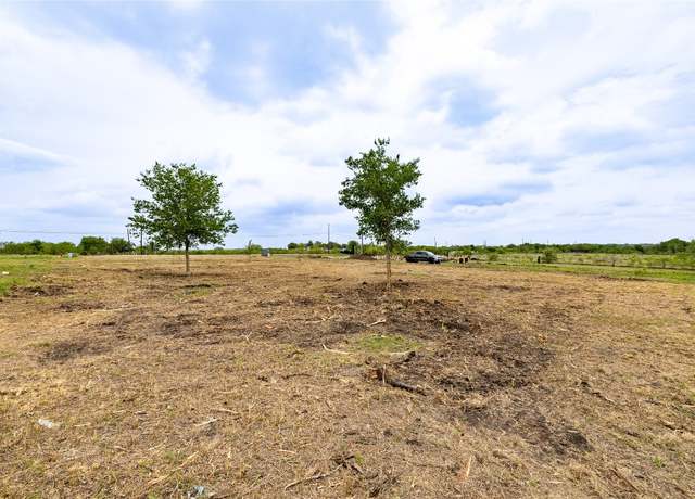 Property at 520 Engelke Rd, Niederwald, TX 78640