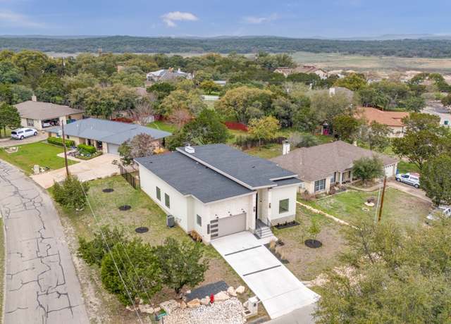 Property at 21408 Lakefront Dr, Lago Vista, TX 78645, 4 beds, 3 baths