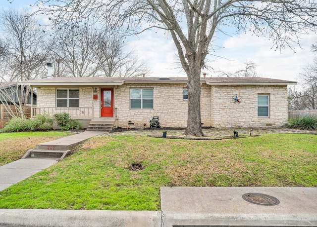 Property at 202 E 18th St, Georgetown, TX 78626, 3 beds, 2 baths
